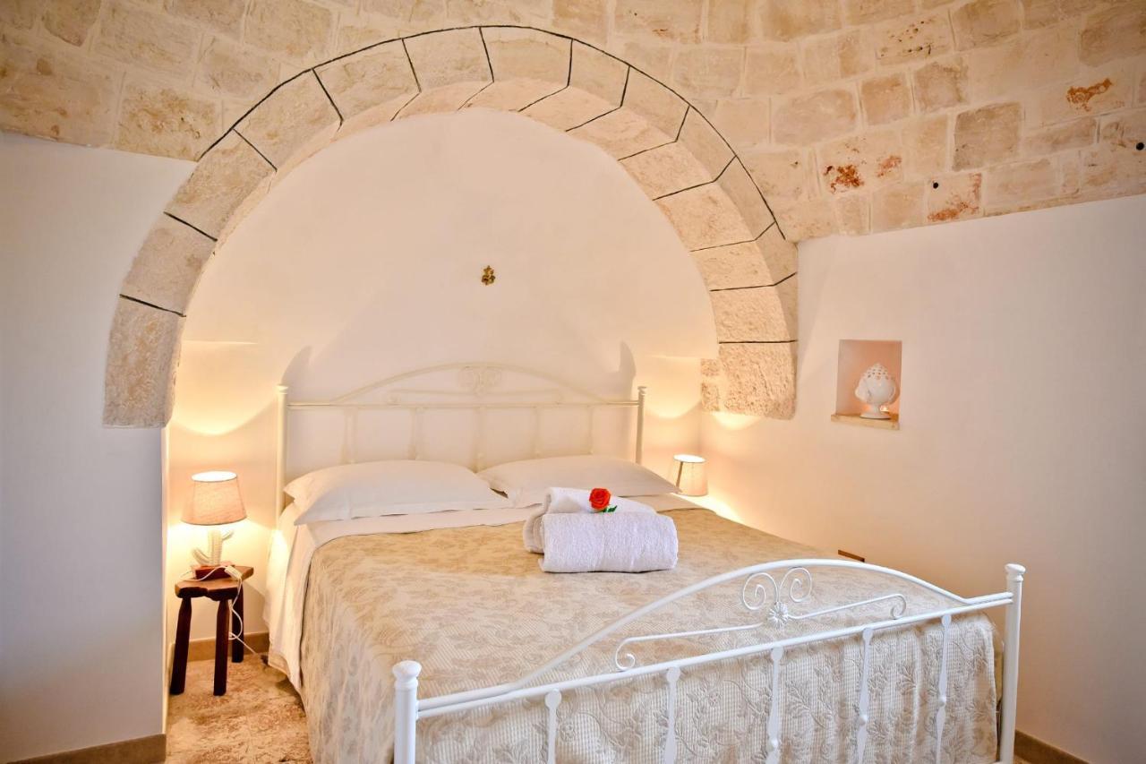 I Cinque Trulli With Swimming Pool Villa Martina Franca Buitenkant foto