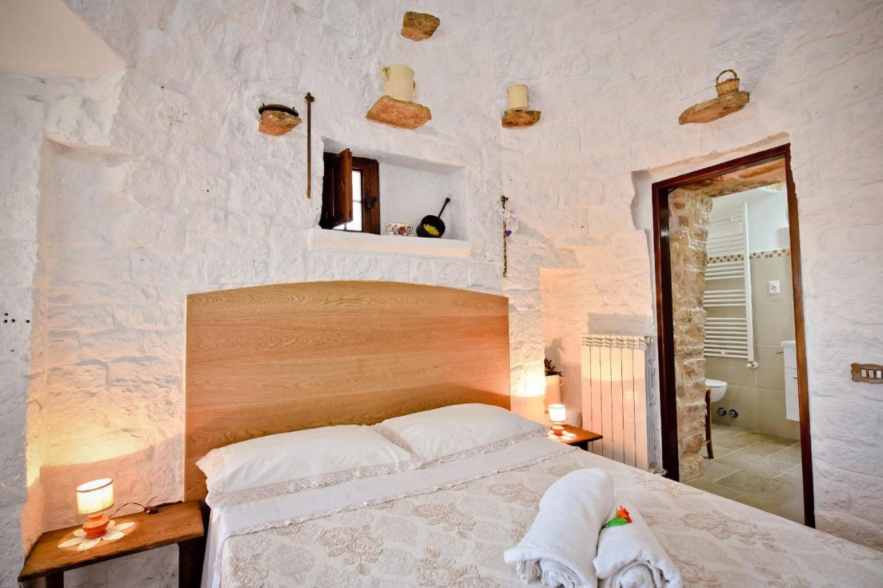 I Cinque Trulli With Swimming Pool Villa Martina Franca Buitenkant foto
